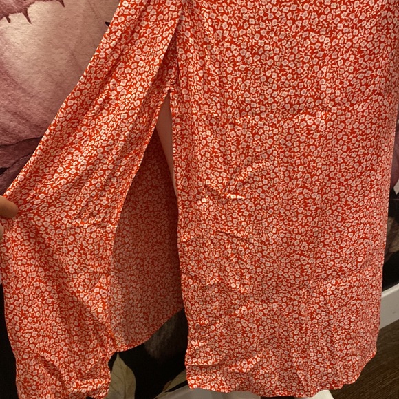 Womens Floral Skirt with Slit - Picture 2 of 3